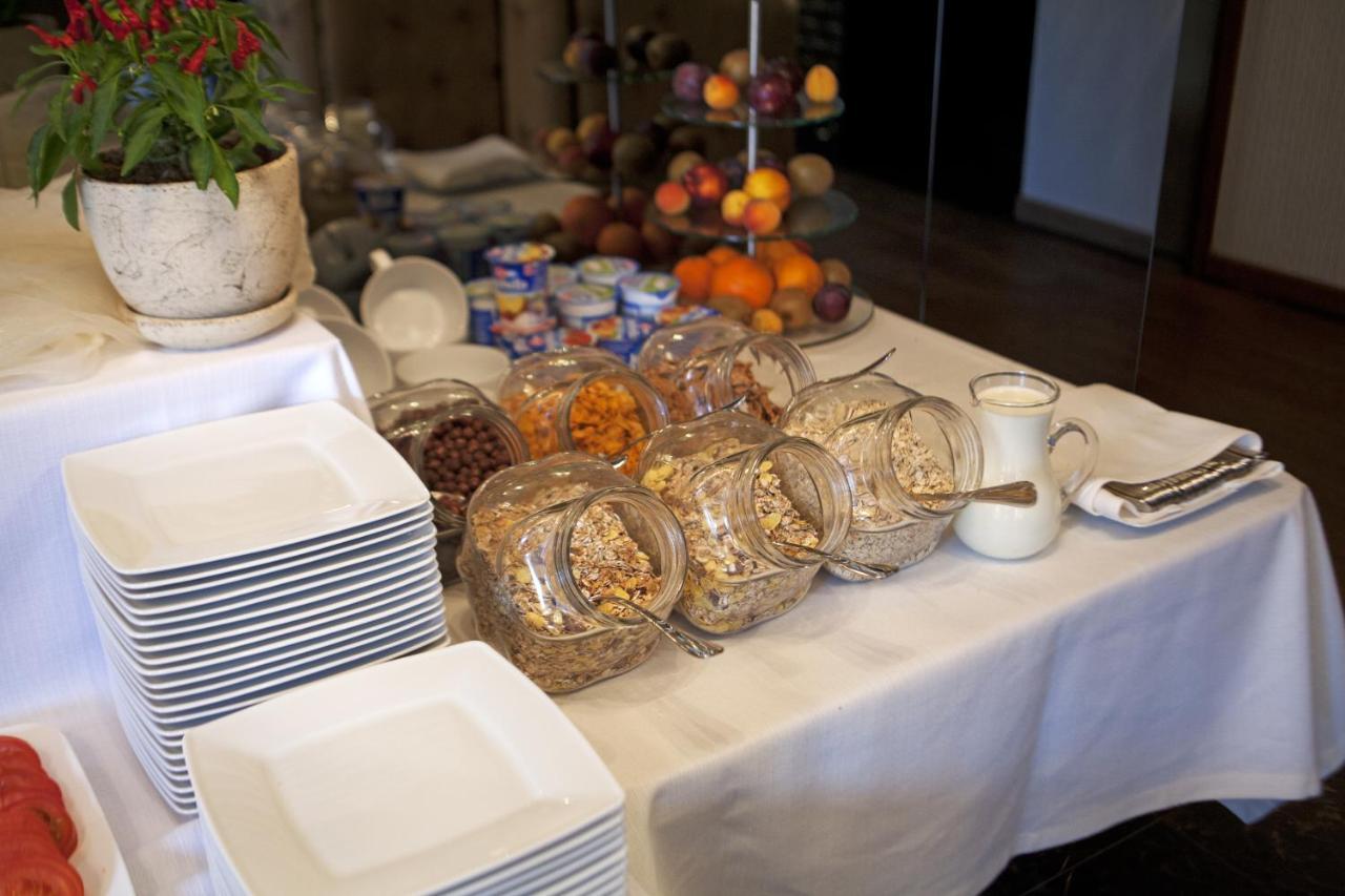M Hotel Sosnowiec Luaran gambar
