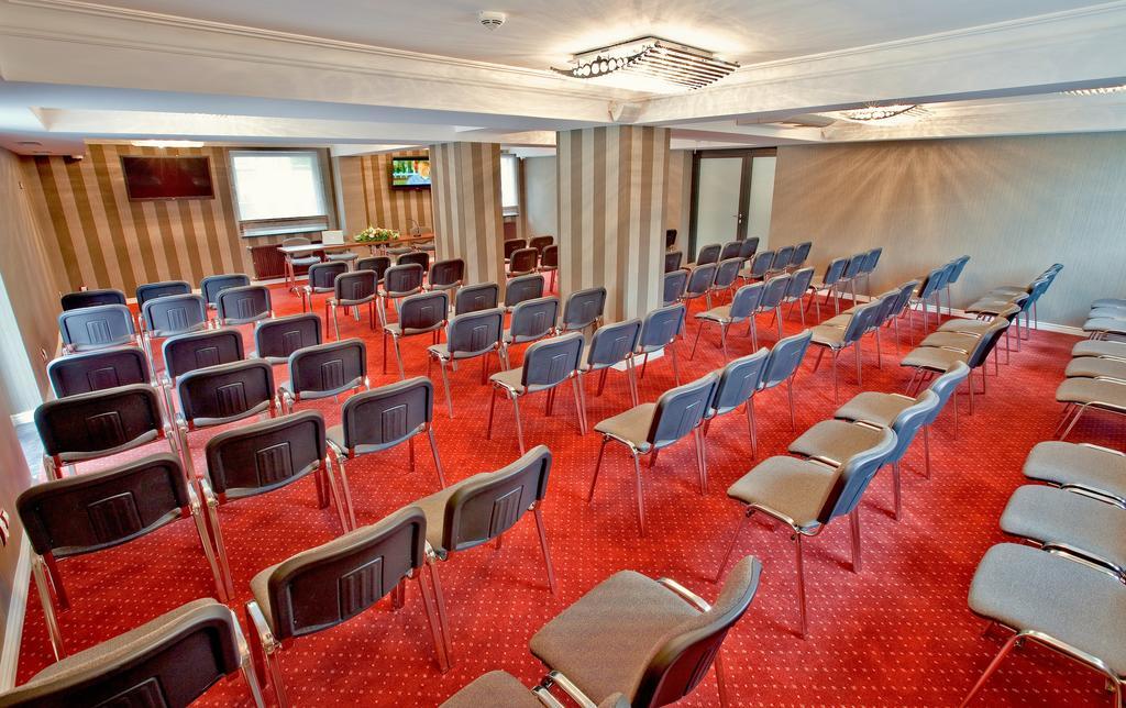 M Hotel Sosnowiec Luaran gambar