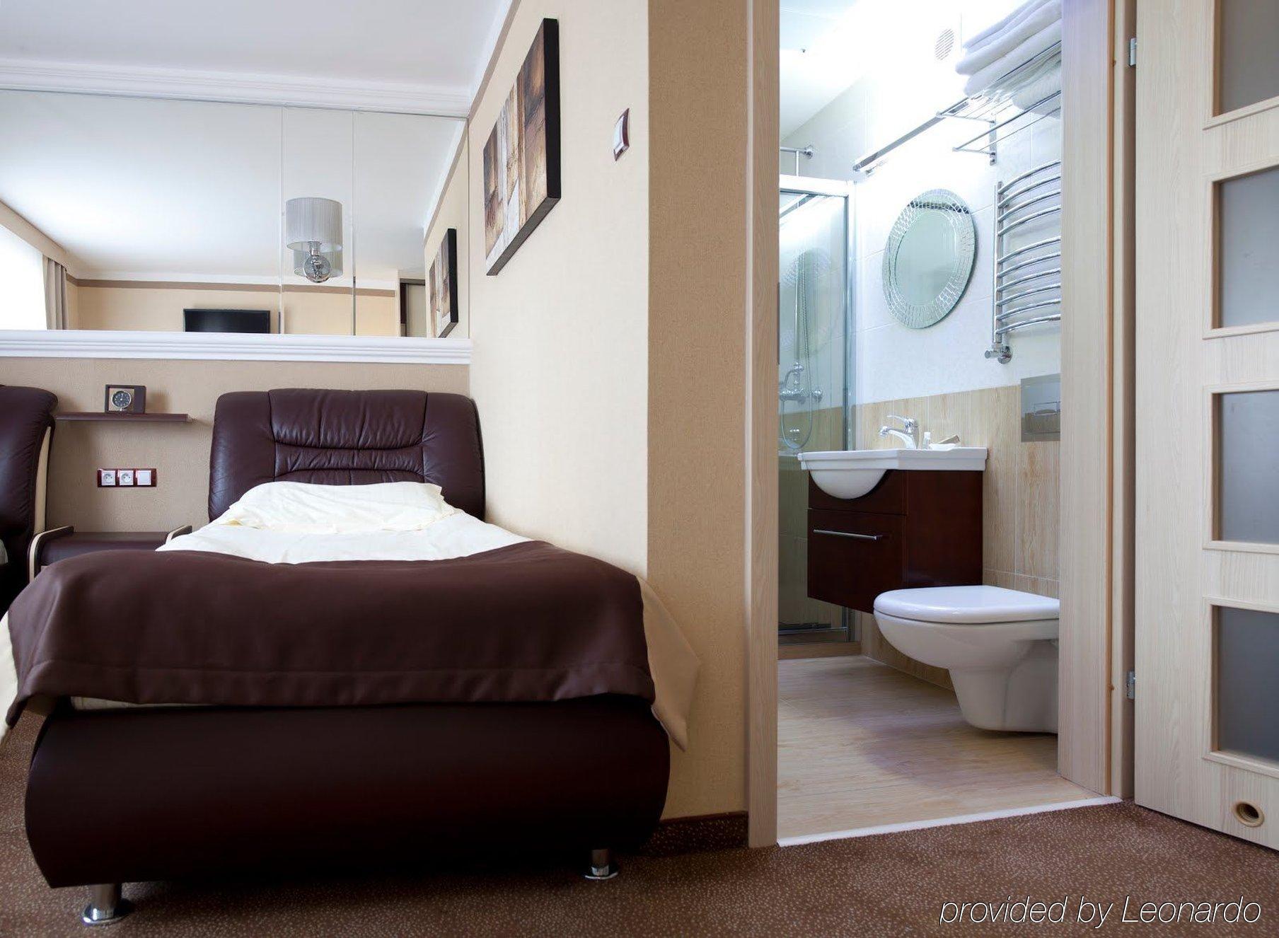 M Hotel Sosnowiec Luaran gambar