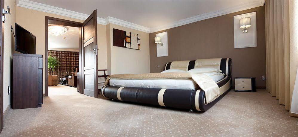M Hotel Sosnowiec Luaran gambar