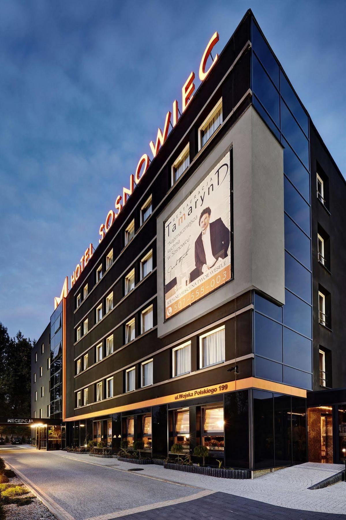 M Hotel Sosnowiec Luaran gambar